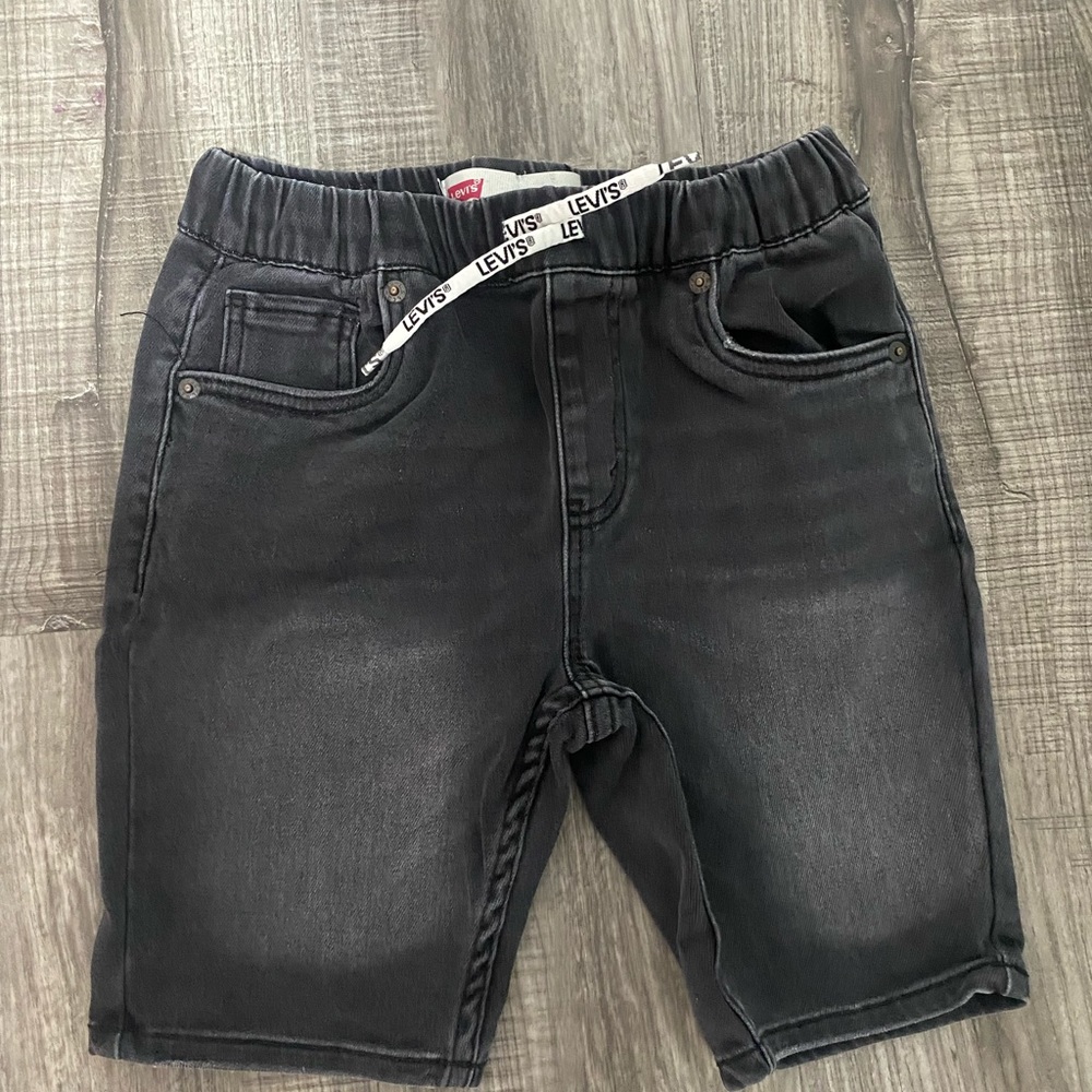 Levi's Black Boys Shorts Size Small (8-10)
